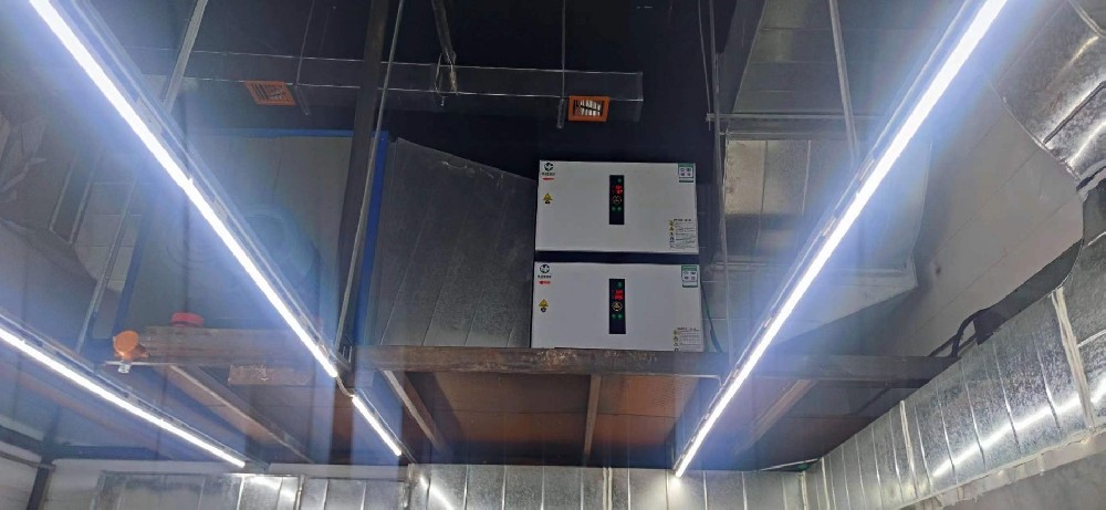 安裝煙罩一體機，輕松打造無油煙廚房