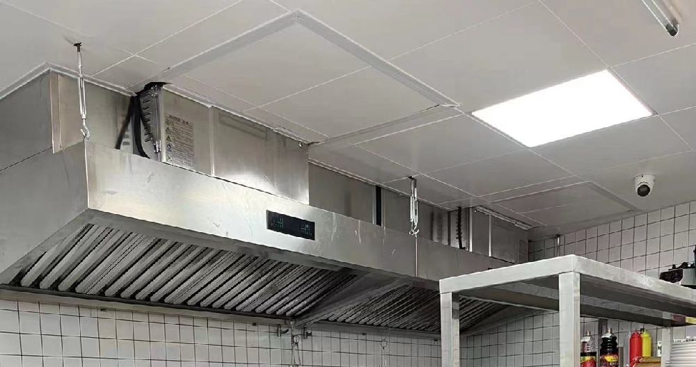 解決廚房油煙問題，油煙凈化器故障排除指南